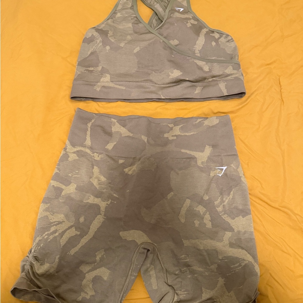 Gymshark Olive Camo Workout Set